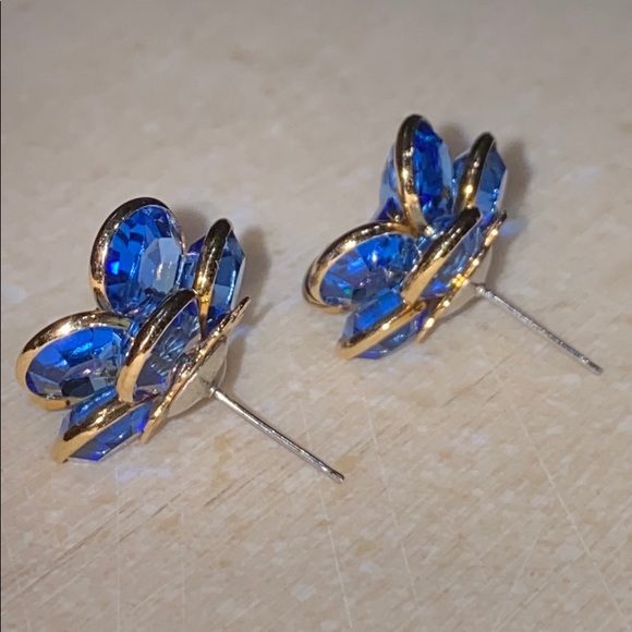 VINTAGE Swarovski Blue Crystal Pierced Earrings - Picture 7 of 8